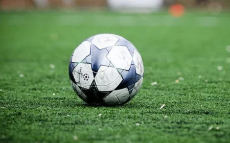 Leipzig host red-hot Dortmund with Champions League hopes slipping away