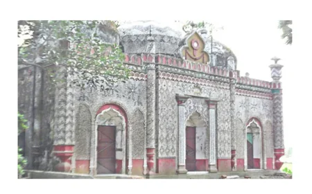 Cumilla’s centennial three-domed mosque stands as a witness to history