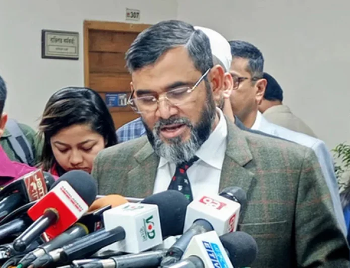 2,028 candidates vying in polls, 83 women: EC