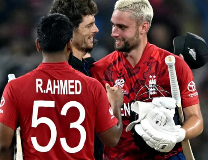 Spin-heavy England restrict New Zealand to 159-7 in Super Eights