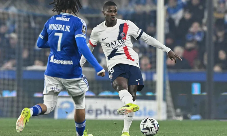 PSG Reclaim Ligue 1 Lead Despite Hakimi Red Card Against Strasbourg