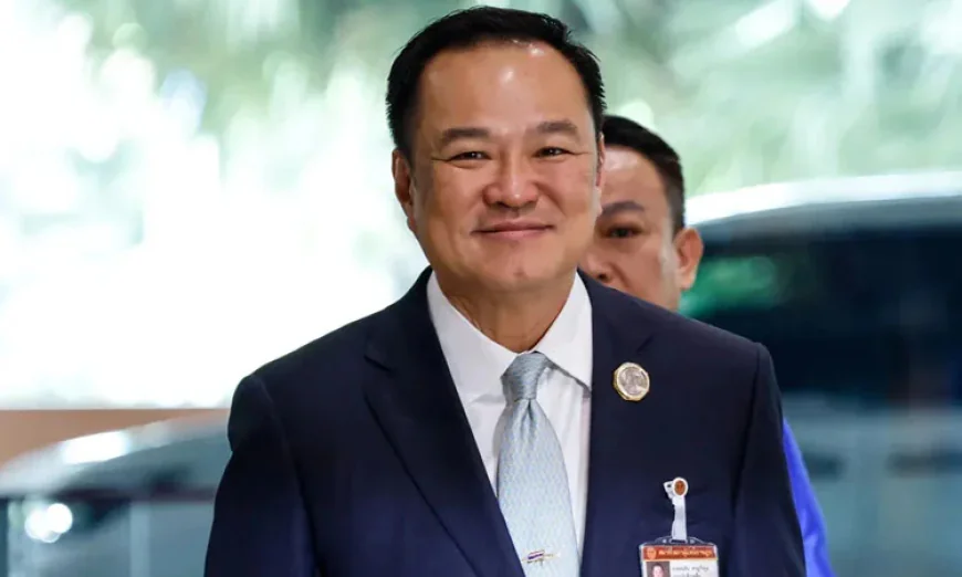 Thailand's pilot PM on course to keep top job