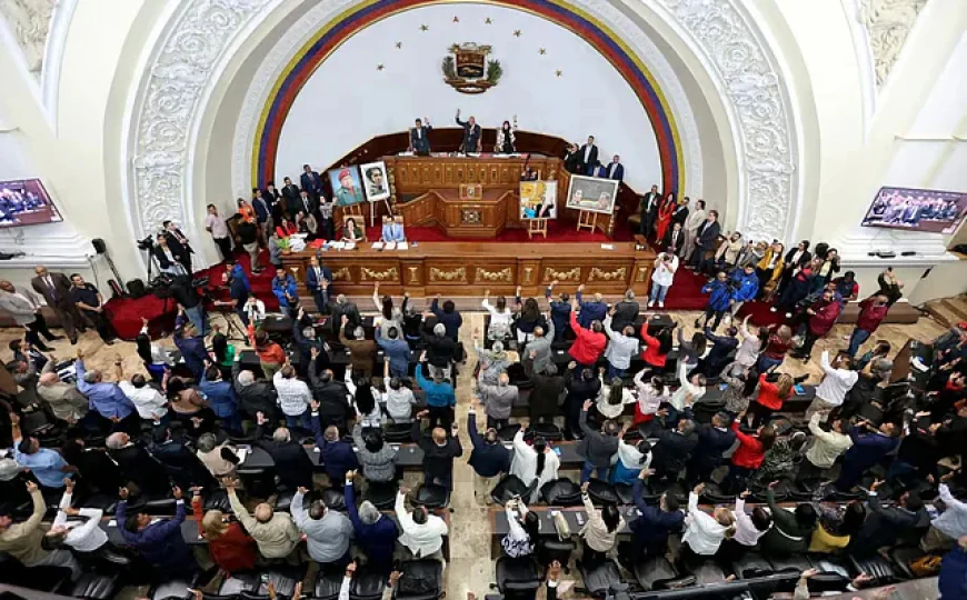 Venezuela amnesty bill excludes gross rights abuses under Chavez, Maduro