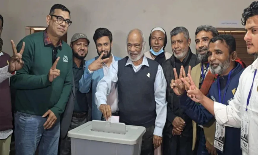 Democratic govt to be formed through people's mandate: Moyeen Khan