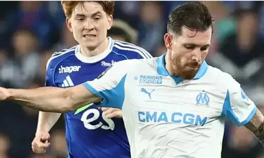 Marseille look for way out of crisis against bitter rivals Lyon