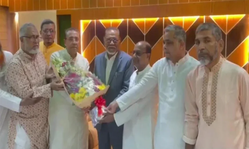 Public administration has lost neutrality due to politicization: Ismail  Zabihullah