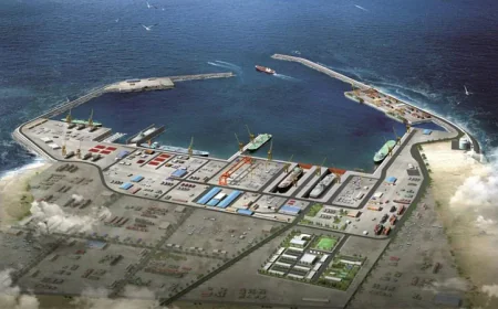 Drones hit fuel tank in Oman port: state media