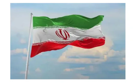 Iran says will not target neighbours unless attacked from them