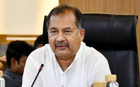 Info Minister inquires about journalists injured in Kishoreganj attack