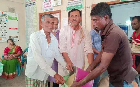 1,500 distressed people receives VGF rice before Eid in Jhenaidah