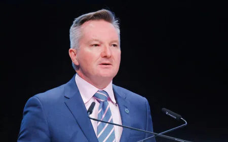 Australia minister warns against 'dangerous' price gouging of fuel