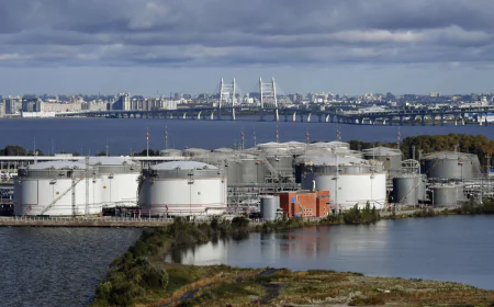 Moscow piles pressure on US over oil sanctions