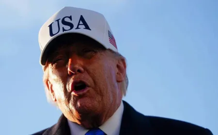 Trump urges other nations' warships to protect Gulf oil route