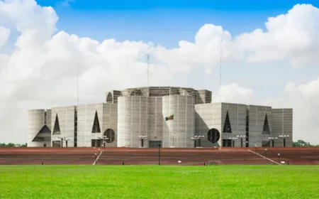 JS sitting resumes today