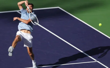 Medvedev snaps Alcaraz win streak, sets Indian Wells final with Sinner
