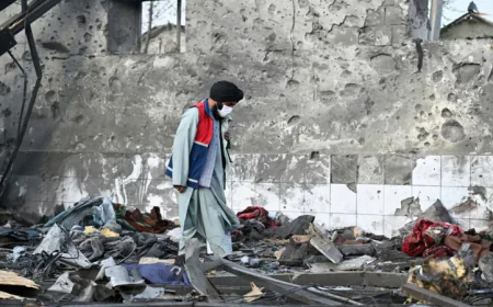 Pakistan and Afghanistan announce Eid 'pause' in hostilities