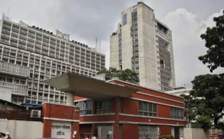 Offices, banks to resume today after Eid holidays