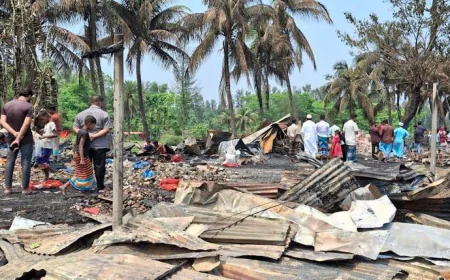 24 shops gutted in Noakhali fire