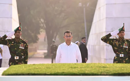 PM pays homage to his parents on Independence Day