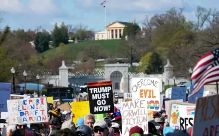 Anti-Trump protests launch on 'No Kings' day in US