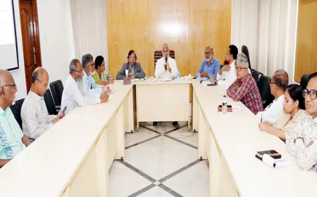 Khulna city must be clean and green: Manju