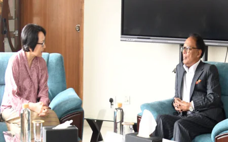 Bhutanese Ambassador meets Minister Faqir Mahbub