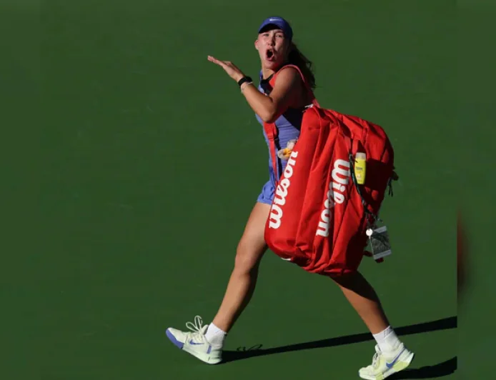 Siniakova ends Andreeva Indian Wells defense in third round