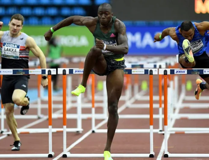 US star Tharp third all-time in 60m hurdles with win