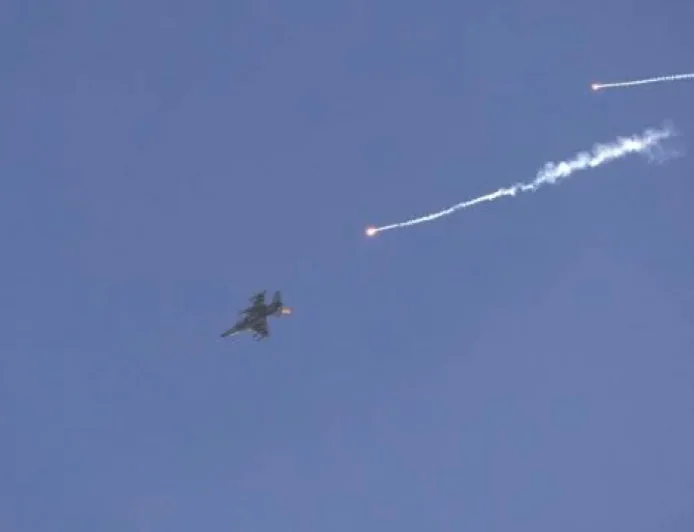 Israeli warplanes break sound barrier over Beirut: media