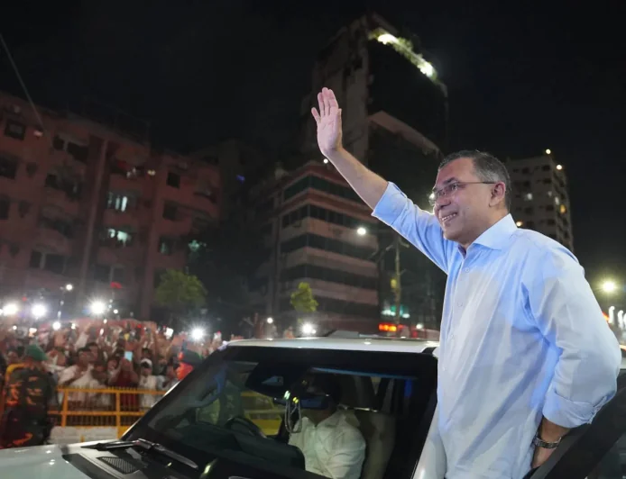 PM arrives at BNP central office in Nayapaltan