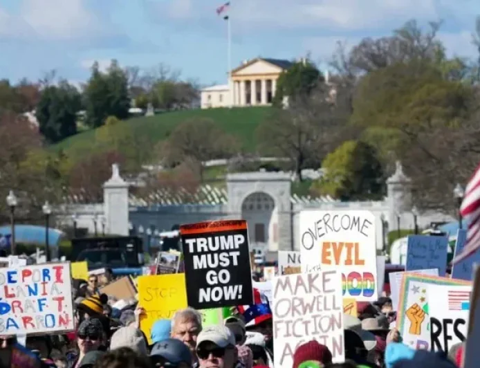 Anti-Trump protests launch on 'No Kings' day in US