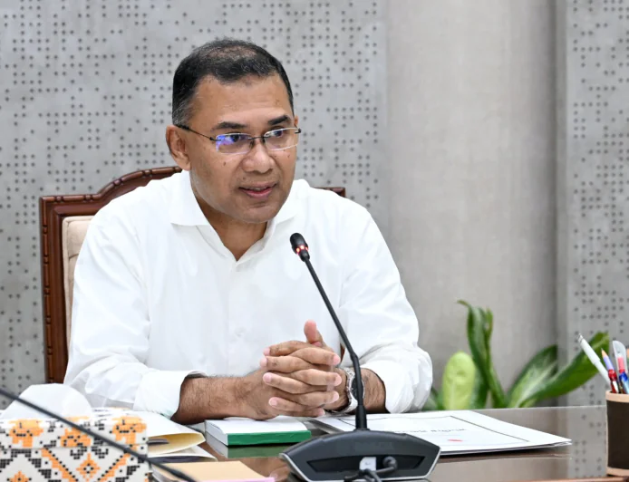 PM asks Education Ministry to find ways to ease school hour city traffic