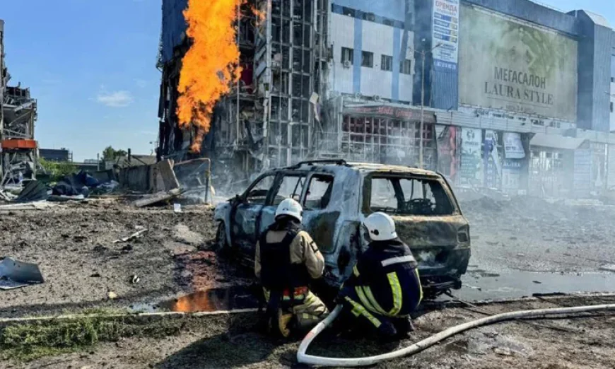 Ukraine issues nationwide air alert, 10 wounded in Kharkiv