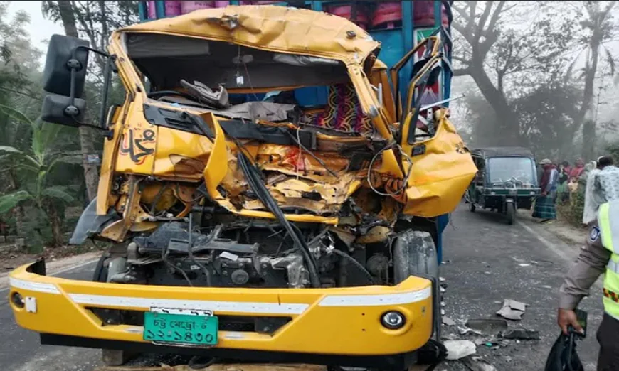 Helper killed in Madaripur road accident