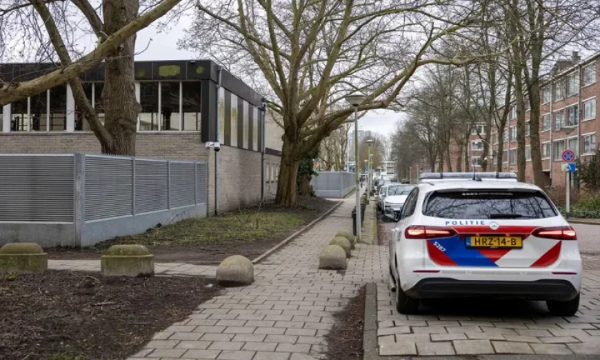 Blast outside Jewish school in Amsterdam, no injuries: mayor