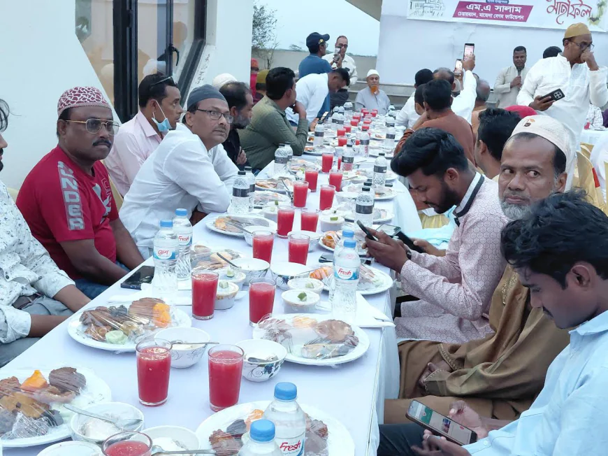 Prayer, iftar mahfil held in Bagerhat seeking peace for Khaleda Zia