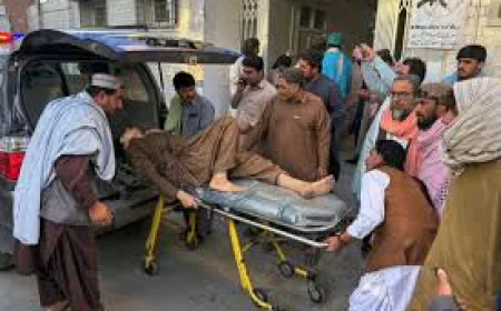 Pakistan says onus on Afghanistan to end hostilities