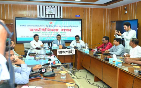New DC shared views with media personnel in Rajshahi
