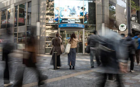 Tokyo, Seoul shares gain, war sends oil higher