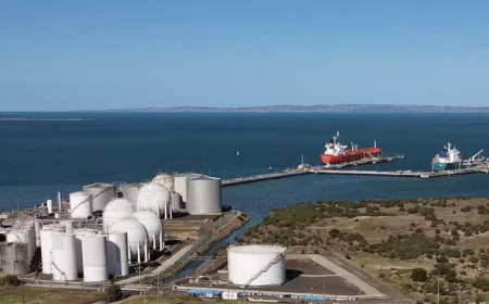 US crude benchmark opens over $113, Brent above $110