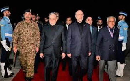 Iran delegation meets Pakistan PM ahead of negotiations with US: state TV