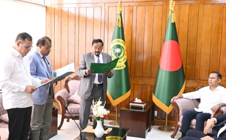 2 newly elected MPs take oath in presence of PM