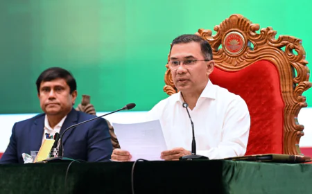 PM urges armed forces to uphold sovereignty of country, dignity of constitution