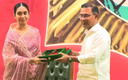 PM confers Independence Award on 15 individuals, five institutions