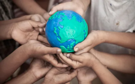 UN Warns War Could Push 32 Million into Poverty