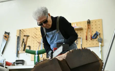 South Korea's chainsaw artist carves a name for herself at 91
