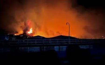 Fire razes 1,000 'stilt' homes in Malaysia's Sabah, thousands displaced
