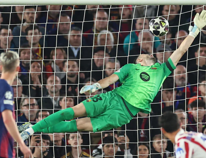 Atletico punish 10-man Barcelona, take control of Champions League tie