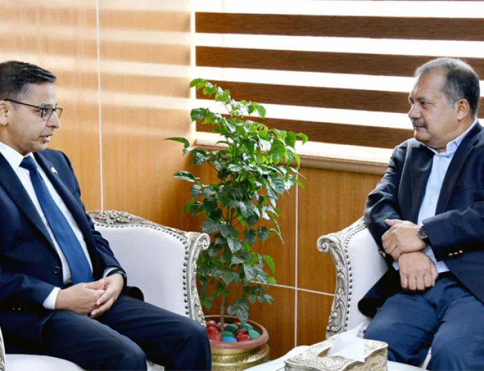 Indian envoy meets information minister