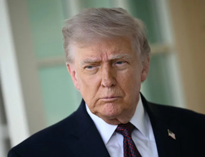 Trump vows US will sink any Iran boats that challenge blockade